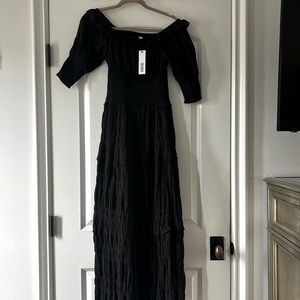 NWT BB DAKOTA /STEVE MADDEN off the shoulder black dress
